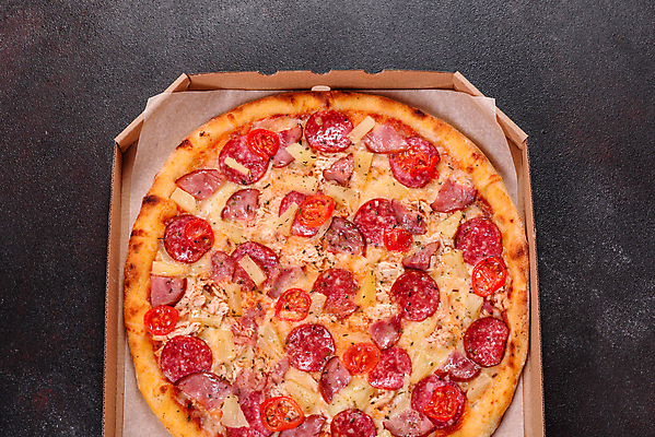 포토 JPG 해외이미지 전통 음식 조각 백그라운드 토마토 채소 탁자 치즈 피자 패스트푸드 육류 요리 사람없음 목재 식당 식사 저녁식사 버섯 이탈리아 껍질 시골 뜨거움 소시지 닫기 이탈리아음식 맛 정상 굽기 허브 속도 매움 햄 레시피 후추 바질 모짜렐라치즈 살라미 페퍼로니 해로움 핸드메이드 해외포토 나무 식물 유럽 가구 컨셉 식재료 재료 모션 유제품 서양음식 상점 가공식품 인스턴트 구이 향신료 파일형식 이미지허브