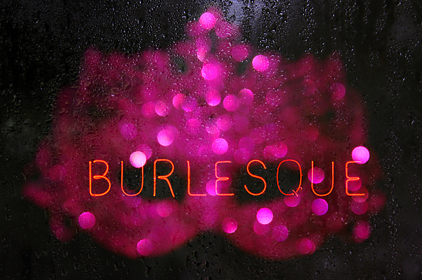 포토 JPG 해외이미지 배너 분홍색 백그라운드 텍스트 창문 전등 가면 이벤트 사람없음 파티 공연 댄서 젖음 수확 골동품 축하 야간 자주색 편지 사인 클럽 보케 네온 쇼 광 레터링 유흥 해외포토 자연요소 직업 컬러 컨셉 농업 조명 파일형식 이미지허브