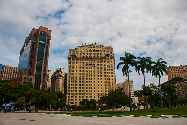 포토 JPG 해외이미지 나무 구름 디자인 공원 문화 길 여행 비즈니스 건축양식 자연 하늘 거리 주택 미술 풍경 사람없음 건물 물 여름 금융 파란색 컬러풀 사무실 고층빌딩 미국 도시 만 센터 도심 박물관 브라질 스카이라인 대서양 남쪽 내일 옛날 콘크리트 해외포토 자연요소 식물 건축물 계절 공공시설 건축 바다 컬러 북아메리카 문화예술 빌딩 경제 남아메리카 방향 생태계 파일형식 이미지허브