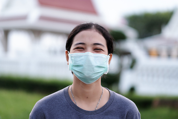 포토 JPG 해외이미지 모델 응시 여자 아시아 새로움 가면 한명 사람 동양인 바이러스 해외포토 1 시선 나라 컨셉 인종 파일형식 이미지허브