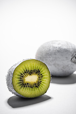 포토 JPG 해외이미지 디자인 음식 백그라운드 컨셉 패턴 과일 추상 미래 아이디어 흑백 건강 키위 창조 미술 사람없음 그래픽 초록색 유행 우주 페인트 회색 흰색 신선 자르기 질감 날것 숙성 스타일 미니멀리스트 미니멀 해외포토 컬러 무늬 모션 문화예술 촬영기법 파일형식 이미지허브