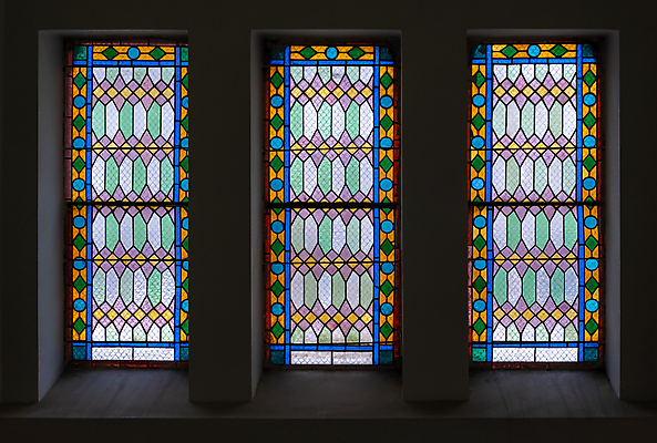 포토 JPG 해외이미지 모양 디자인 유럽 종교 백그라운드 패턴 건축양식 창문 유리 추상 미술 사람없음 내부 건물 장식 빛 컬러풀 성당 교회 얼룩 모자이크 강렬 옛날 스타일 해외포토 건축물 건축 나라 컬러 무늬 종교건축 재질 문화예술 파일형식 이미지허브