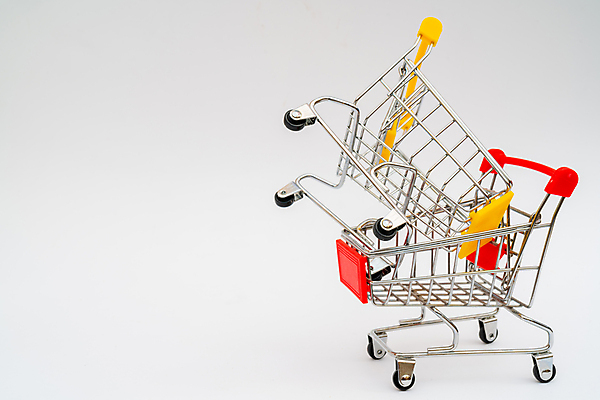 포토 JPG 해외이미지 잡화 백그라운드 비즈니스 사람없음 세일 바구니 상점 카트 흰색 바퀴 시장 구매 상품 컨테이너 심볼 싱글 상업 소매 슈퍼마켓 해외포토 산업 컬러 쇼핑 파일형식 이미지허브