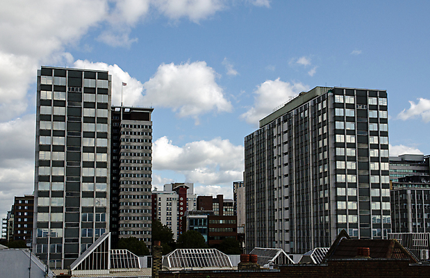 포토 JPG 해외이미지 외관 아파트 사람없음 야외 건물 사무실 고층빌딩 도시 도심 큼 런던 스카이라인 해외포토 건축물 비즈니스 영국 주택 빌딩 크기 파일형식 이미지허브