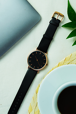 포토 JPG 해외이미지 모양 손 커피 백그라운드 컨셉 성공 관리 사람없음 컴퓨터 세트 숫자 반사 노란색 금속 검은색 기계 수확 흰색 잡기 시간 원형 황금 손목 손목시계 상업 바쁨 심플 공포 고정 다이얼 약혼 라일락 내추럴 순간 초시계 카운트다운 미니멀리스트 해외포토 도형 문자 꽃 음료 시계 컬러 결혼 농업 장신구 모션 재질 신체부위 전자제품 약속 파일형식 이미지허브