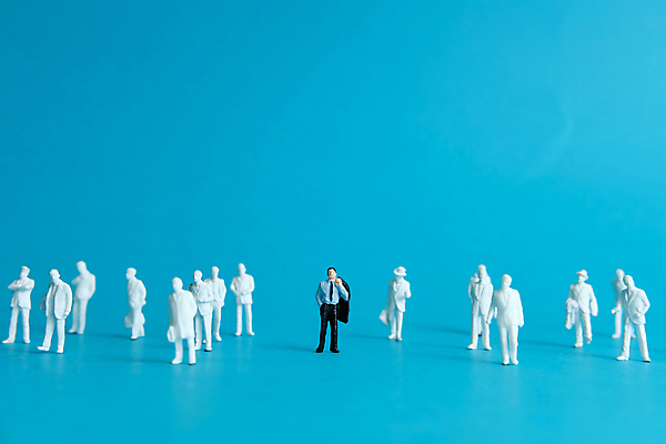 포토 JPG 해외이미지 직업 남자 실루엣 백그라운드 컨셉 비즈니스 직장 서기 사람 사람없음 사무실 장난감 숫자 검은색 미니어처 흰색 업무 비즈니스맨 틈 사회 그룹 군중 충돌 기회 커뮤니티 문제 성별 모집 고용 소셜 이슈 차별 채용 해외포토 문자 컬러 회사 모션 촬영기법 모형 구직 작업 직장인 공동체 파일형식 이미지허브