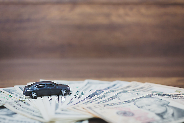 포토 JPG 해외이미지 백그라운드 컨셉 돈 비즈니스 교통시설 자동차 사람없음 금융 장난감 세일 달러 재산 구매 가격 투자 연료 가치 보험 계산서 대출 렌탈 자동 해외포토 육상교통 교통 경제 쇼핑 시설 파일형식 이미지허브