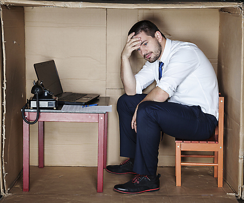 포토 JPG 해외이미지 전신 백인 남자 의자 탁자 한명 앉기 성인 옆모습 노트북 상자 사무실 업무 비즈니스맨 전화기 갇힘 답답함 성인남자한명만 해외포토 서양인 1 뷰포인트 가구 비즈니스 모션 사람 전자제품 작업 직장인 감각 남자한명만 성인남자만 파일형식 이미지허브