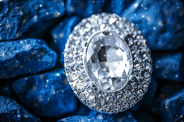 포토 JPG 해외이미지 장신구 실내 사람없음 귀걸이 조약돌 화려 우아함 보석 파란배경 다이아몬드 해외포토 백그라운드 컨셉 내부 파란색 돌_바위 광석 파일형식 이미지허브