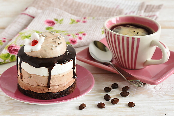 포토 JPG 해외이미지 커피 티타임 사람없음 초콜릿 원두 달콤 커피잔 티스푼 초코케이크 해외포토 음료 휴식 디저트 잔 케이크 숟가락 맛 파일형식 이미지허브