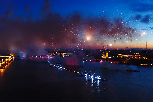 포토 JPG 해외이미지 행복 백그라운드 크리스마스 하늘 불 휴가 새로움 기념 불꽃놀이 미술 사람 이벤트 사람없음 초록색 강 컬러풀 파티 검은색 축제 어둠 로켓 흰색 축하 닫기 야간 저녁 폭발 연도 돛 쇼 경례 진홍색 마법 광 독립 웅장함 해외포토 자연요소 기념일 감정 컬러 컨셉 모션 놀이 문화예술 빨간색 인사 파일형식 이미지허브