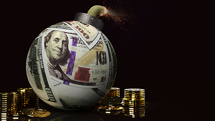 포토 JPG 해외이미지 종이 컨셉 돈 비즈니스 성공 주택 아이디어 사람없음 금융 경제 3D 달러 동전 저축 시간 시장 재산 황금 위험 폭탄 심볼 투자 파산 빚 세금 위기 적자 화상 해외포토 건물 상처 폭발물 디지털합성 파일형식 이미지허브