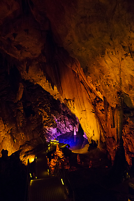 포토 JPG 해외이미지 호수 여행 자연 실내 파노라마 사람없음 내부 물 파란색 강 여행객 어둠 습기 촉촉함 골동품 연못 구멍 역사 동굴 질감 시력 지하 타운 칠면조 고고학 어안 옛날 종유석 지질학 파멸 해외포토 자연요소 교육 컬러 컨셉 조류 촬영기법 사람 젖음 도시 생태계 파일형식 소멸 이미지허브