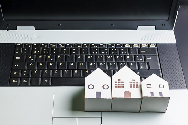 포토 JPG 해외이미지 백그라운드 컨셉 돈 인터넷 비즈니스 주택 사람없음 금융 노트북 쇼핑 컴퓨터 세일 상점 금속 공책 웹 장비 거래 흰색 키보드 시장 재산 구매 상품 주식 맨션 심볼 기회 투자 상업 전자 소매 온라인 보험 슈퍼마켓 전자상거래 대여 대출 진짜 해외포토 컬러 재질 문구용품 건물 경제 전자제품 파일형식 이미지허브