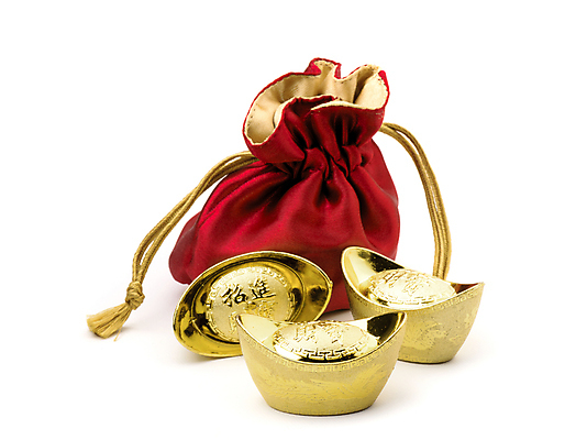 포토 JPG 해외이미지 전통 행복 아시아 문화 컨셉 돈 새해 기념 동양인 사람없음 장식 금융 경제 빛 축제 중국 인사 행운 재산 황금 심볼 동쪽 금괴 춘절 해외포토 명절 감정 나라 인종 예절 방향 중국전통 파일형식 이미지허브