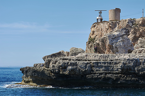 포토 JPG 해외이미지 나무 구름 바다 섬 하늘 휴가 휴식 등대 파노라마 사람없음 초록색 물 여름 파란색 햇빛 태양 탑 맑음 흰색 수상스포츠 만 중세 동굴 스페인 지중해 천국 남쪽 어안 터키석 해외포토 자연요소 식물 건축물 계절 유럽 스포츠 컬러 컨셉 날씨 촬영기법 역사 보석 방향 파일형식 이미지허브