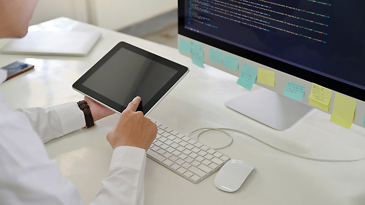 포토 JPG 해외이미지 직업 디자인 컨셉 인터넷 비즈니스 텍스트 사람없음 컴퓨터 터치패드 사무실 알약 디지털 스크린 모니터 자료 웹 정보 업무 비즈니스맨 네트워크 엔지니어 닫기 암호 어플리케이션 디자이너 사이버 보안 시스템 멀티미디어 전자상거래 개발 대본 방법 소셜 소프트웨어 이진법 프로그래머 프로그래밍 프로그램 네트워킹 해외포토 남자 모션 안전 전자제품 약 작업 직장인 수학 기술자 파일형식 이미지허브