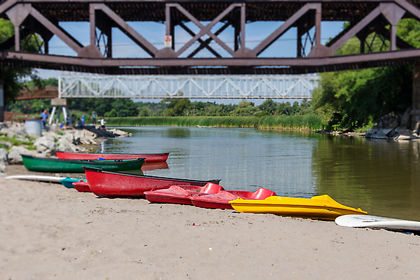 포토 JPG 해외이미지 풍경 사람없음 야외 물 여름 강 햇빛 노 카약 해외포토 자연요소 계절 태양 수상스포츠 선박 파일형식 이미지허브