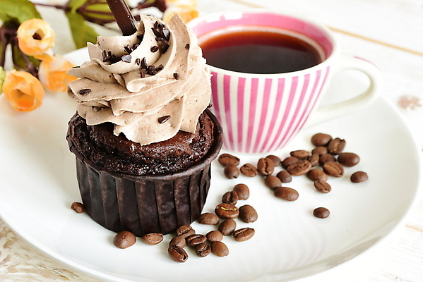 포토 JPG 해외이미지 커피 티타임 사람없음 초콜릿 원두 달콤 커피잔 초코케이크 해외포토 음료 휴식 디저트 잔 케이크 맛 파일형식 이미지허브