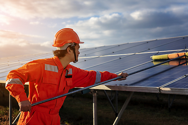 포토 JPG 해외이미지 식물 산업 과학 비즈니스 지붕 노동자 새로움 세포 한명 안전 사람 야외 초록색 파란색 태양 환경 맑음 힘 장비 에너지 판넬 수술 기술자 엔지니어 변화 역 측정 확인 서비스 에코 날것 태양에너지 시스템 공학 설정 유지 혁명 생태학 전압 해외포토 자연요소 직업 1 교육 컬러 컨셉 의학 교통시설 날씨 치료 그린에너지 파일형식 이미지허브