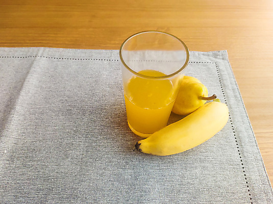 포토 JPG 해외이미지 음식 백그라운드 다이어트 오렌지 과일 재료 자연 유리 탁자 귤 바나나 건강 사람없음 목재 노란색 주스 흰색 신선 달콤 먹기 유기농 내추럴 고립 숙성 채식주의자 해외포토 나무 웰빙 음료 컬러 가구 모션 재질 맛 생태계 채식 파일형식 이미지허브