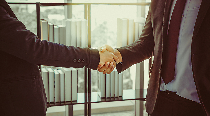 포토 JPG 해외이미지 직업 손 남자 행복 백그라운드 컨셉 2 회사 비즈니스 통신 성공 협력 악수 아이디어 직장 함께함 관리 사람 정장 성인 사람없음 사무실 믿음 우정 방 거래 축하 인사 업무 비즈니스맨 그룹 계약 떨림 경영 동의 해외포토 옷 감정 모션 손짓 신체부위 친구 예절 작업 직장인 파일형식 이미지허브