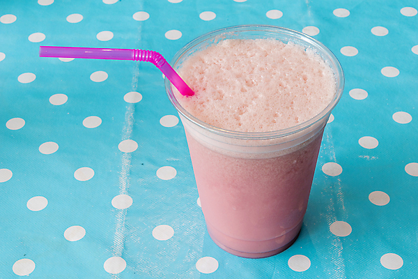 포토 JPG 해외이미지 열매 음료 분홍색 백그라운드 과일 유리 탁자 디저트 건강 사람없음 주스 우유 추위 신선 항아리 달콤 상쾌 산딸기 요거트 쉐이크 스무디 해외포토 식물 감정 음식 컬러 가구 재질 유제품 도자기 맛 파일형식 이미지허브