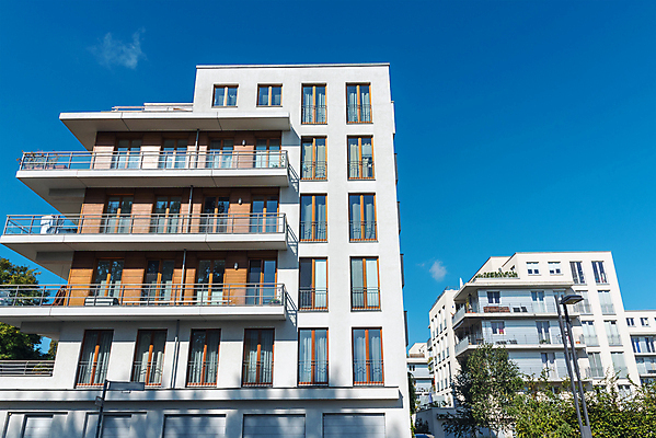 포토 JPG 해외이미지 건축양식 유리 하늘 부동산 아파트 주택 사람없음 건물 파란색 탑 맑음 고층빌딩 블록 발코니 도시 시장 재산 고급 도심 투자 콘도 베를린 연립주택 개발 구역 전용 진짜 해외포토 건축물 건축 컬러 컨셉 비즈니스 재질 숙소 날씨 독일 빌딩 금융 파일형식 이미지허브