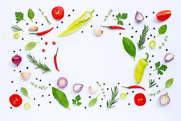 포토 JPG 해외이미지 백그라운드 채소 식재료 방울토마토 고추 프레임 실내 마늘 사람없음 신선 흰배경 후추 바질 로즈메리 적양파 카피스페이스 해외포토 토마토 양파 내부 공백 흰색 허브 향신료 파일형식 이미지허브