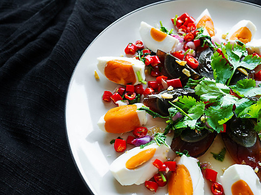 포토 JPG 해외이미지 접시 음식 백그라운드 다이어트 태국 고추 검은배경 양파 건강 사람없음 초록색 계란 검은색 식사 샐러드 흰색 신선 고수 달콤 맛 메인 메뉴 매움 라임 성분 점심식사 세기 절임 짠맛 태국음식 해외포토 식기 아시아 컬러 컨셉 채소 과일 모션 알 향신료 동양음식 파일형식 이미지허브