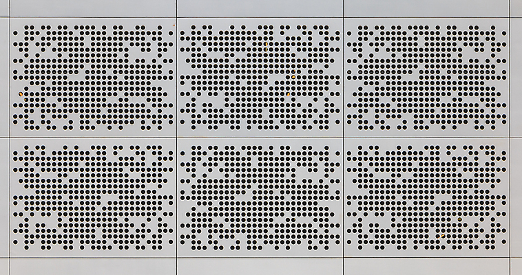 포토 JPG 해외이미지 접시 디자인 산업 벽 백그라운드 컨셉 패턴 일러스트 벽지 표면 추상 사람없음 반사 3D 금속 검은색 웹 어둠 공백 회색 판넬 점 원형 구멍 그릴 은색 철 질감 창살 망사 UI 엘리먼트 철강 티타늄 해외일러스트 도형 식기 컬러 무늬 인터넷 재질 주방용품 직물 원소 디지털합성 파일형식 이미지허브