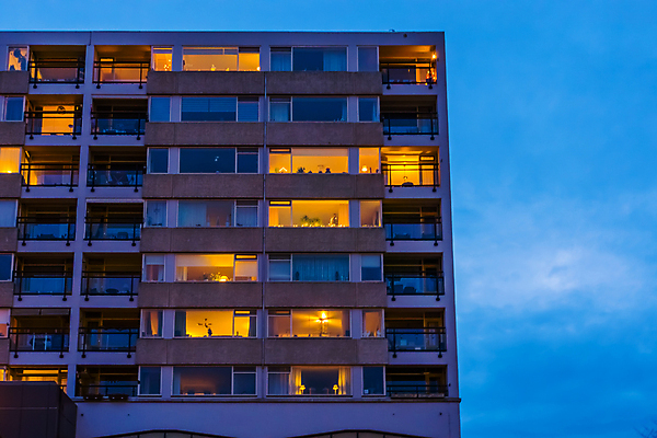 포토 JPG 해외이미지 디자인 외관 건축양식 창문 부동산 아파트 주택 사람없음 건물 도시풍경 고층빌딩 어둠 수확 발코니 도시 플랫 고급 야간 저녁 네덜란드 복고 지역 타운 빛망울 복잡 점화 스타일 해외포토 자연요소 건축물 건축 유럽 컨셉 농업 풍경 빌딩 빛 재산 파일형식 이미지허브