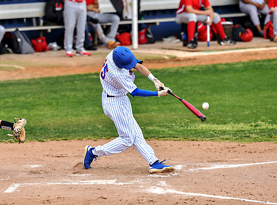 포토 JPG 해외이미지 전신 손 남자 유니폼 청소년 서기 앉기 여러명 앞모습 옆모습 신체부위 10대 경쟁 경기장 활발 야구 하반신 야구방망이 야구선수 야구글러브 야구공 야구복 대회 야구헬멧 휘두르기 해외포토 옷 뷰포인트 다수 컨셉 공 스포츠시설 모션 운동선수 사람 운동복 구기 야구용품 글러브 헬멧 파일형식 이미지허브