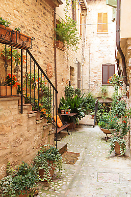 포토 JPG 해외이미지 주간 해외풍경 외관 유럽 여행 건축양식 거리 사람없음 야외 건물 도시풍경 정원 이탈리아 도시 복고 타운 해외포토 자연요소 해외 건축물 건축 나라 풍경 파일형식 이미지허브