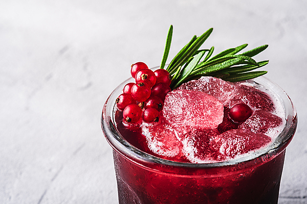 포토 JPG 해외이미지 백그라운드 사람없음 칵테일 시멘트 로즈메리 레드커런트 카피스페이스 해외포토 열매 주류 공백 허브 파일형식 이미지허브