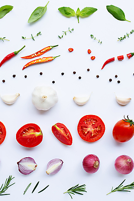 포토 JPG 해외이미지 백그라운드 채소 식재료 방울토마토 고추 실내 마늘 사람없음 신선 흰배경 후추 바질 로즈메리 적양파 해외포토 토마토 양파 내부 흰색 허브 향신료 파일형식 이미지허브