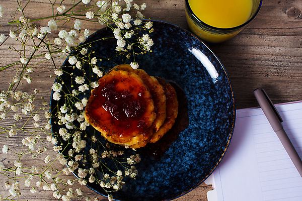 포토 JPG 해외이미지 접시 디자인 꽃 종이 음식 백그라운드 컨셉 잎 다이어트 과일 탁자 아침 디저트 건강 요리 사람없음 목재 사무실 갈색 식사 저녁식사 공백 가을 흰색 기록 신선 달콤 맛 아침식사 계획 오렌지주스 정상 잼 굽기 칼로리 시트 팬케이크 내추럴 점심식사 페스츄리 목차 해외포토 주간 나무 식물 식기 계절 빵 컬러 가구 비즈니스 재료 케이크 소스_음식 과일주스 구이 파일형식 이미지허브