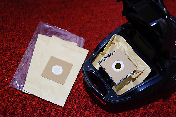 포토 JPG 해외이미지 종이 가사 가방 유리 새로움 바닥 주택 실내 사람없음 목재 빨간색 라벨 금속 검은색 기계 카펫 흰색 공구 신선 붓 업무 닫기 코드 일회용 청소 오브젝트 서비스 먼지 소매 청소부 조립 노즐 수집가 위생관리 진공 파우치 파케트 해외포토 나무 직업 잡화 컬러 컨셉 재료 모션 재질 프레임 관리 내부 건물 도구 작업 파일형식 이미지허브