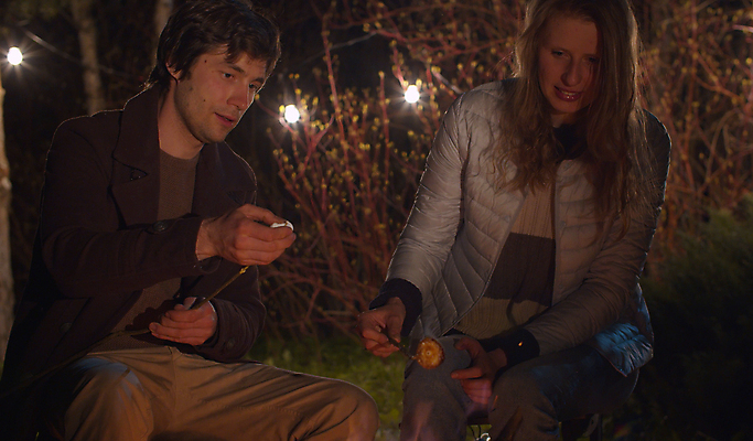 포토 JPG 해외이미지 라이프스타일 커플 여자 행복 음식 가족 청소년 자연 남편 휴가 디저트 함께함 따뜻함 사탕 사랑 요리 사람 앉기 야외 두명 여행객 봄 기쁨 튀김 아내 뜨거움 막대기 달콤 야간 저녁 숲 모닥불 굽기 주말 미국문화 연소 마시멜로우 해외포토 자연요소 계절 감정 컨셉 관계 모션 불 생활 맛 구이 생태계 서양문화 파일형식 이미지허브