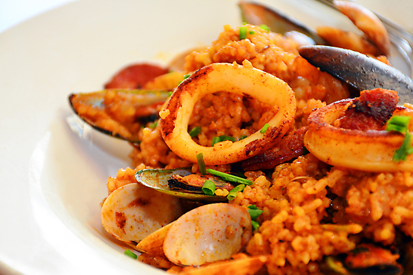 포토 JPG 해외이미지 접시 음식 밥 요리 사람없음 식당 식사 저녁식사 껍질 뜨거움 먹기 메뉴 오징어 매움 점심식사 해외포토 식기 모션 연체동물 상점 수중동물 맛 파일형식 이미지허브