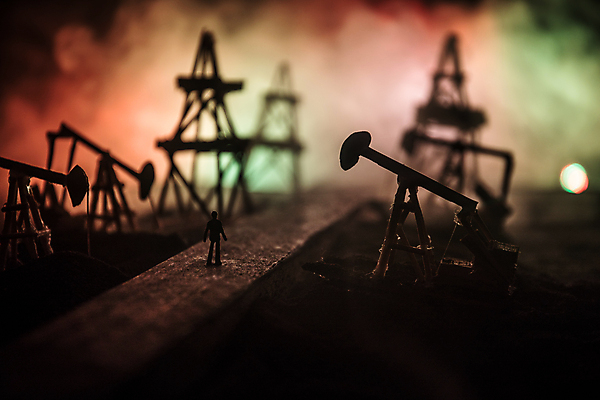 포토 JPG 해외이미지 식물 실루엣 산업 도로 밭 오렌지 비즈니스 공장 불 노동자 안전 사람 사람없음 건물 파란색 빛 환경 어둠 힘 장비 에너지 탐험 업무 엔지니어 휘발유 석유 야간 폭발 연료 가스 무거움 공학 단상 펌프 조작 파이프라인 해외포토 자연요소 직업 건축물 교육 길 컬러 농업 과일 공업 교통시설 촬영기법 작업 기술자 무게 파이프_관 파일형식 이미지허브