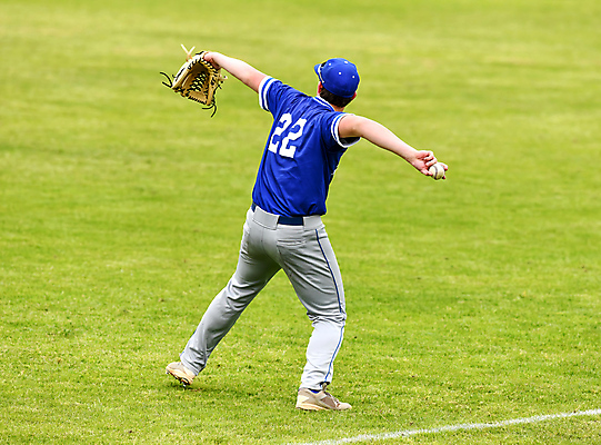 포토 JPG 해외이미지 전신 남자 유니폼 청소년 한명 들기 뒷모습 10대 경쟁 경기장 활발 야구 야구선수 야구글러브 던지기 야구공 투수 야구복 대회 십대남자한명만 해외포토 1 옷 뷰포인트 컨셉 공 스포츠시설 모션 운동선수 사람 운동복 구기 야구용품 글러브 남자한명만 십대남자만 파일형식 이미지허브