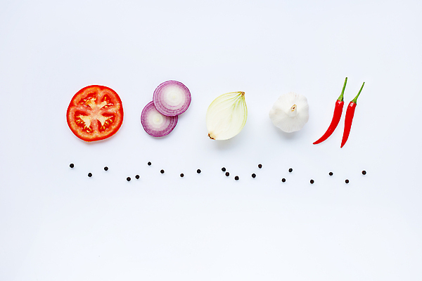 포토 JPG 해외이미지 백그라운드 토마토 채소 식재료 고추 양파 단면 실내 마늘 사람없음 신선 흰배경 후추 적양파 해외포토 내부 흰색 향신료 파일형식 이미지허브