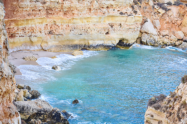 포토 JPG 해외이미지 유럽 모래 바다 여행 컨셉 자연 하늘 휴가 풍경 해변 사람없음 야외 물 여름 파란색 햇빛 여행객 맑음 절벽 바위 작음 포르투갈 아치 대서양 내추럴 터키석 해외포토 자연요소 계절 나라 컬러 날씨 사람 태양 돌_바위 크기 보석 생태계 파일형식 이미지허브