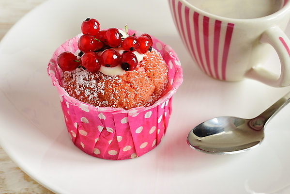 포토 JPG 해외이미지 열매 커피 티타임 사람없음 달콤 커피잔 티스푼 컵케이크 해외포토 식물 음료 휴식 잔 케이크 숟가락 맛 파일형식 이미지허브