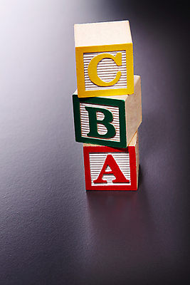 포토 JPG 해외이미지 스튜디오촬영 알파벳 교육 텍스트 사람없음 세로 컬러풀 쌓기 블록 그룹 편지 시작 심플 개발 정물화 해외포토 영어 컬러 모션 실내 그림 파일형식 이미지허브