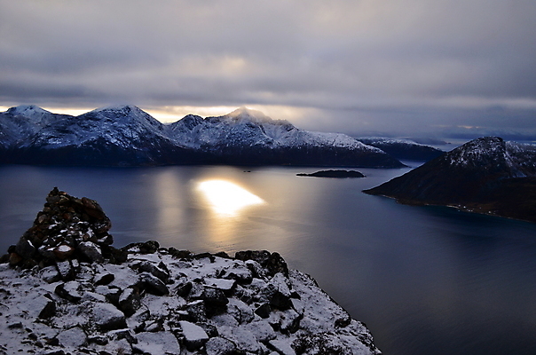 포토 JPG 해외이미지 여행 백그라운드 자연 산 풍경 사람없음 야외 물 일몰 내추럴 해외포토 자연요소 노을 생태계 파일형식 이미지허브