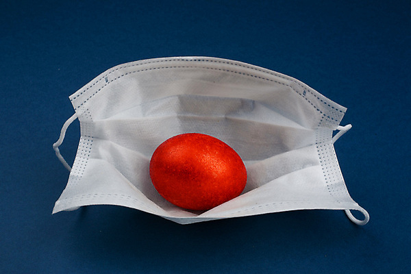 포토 JPG 해외이미지 디자인 얼굴 백그라운드 컨셉 돈 비즈니스 휴가 부활절 아이디어 건강 가면 사람없음 빨간색 금융 파란색 약 파티 계란 흰색 축하 재산 바이러스 둥지 보호 질병 사냥 감염 보물 취소 돌봄 전염병 해외포토 기념일 컬러 의학 모션 이벤트 신체부위 경제 알 파일형식 이미지허브