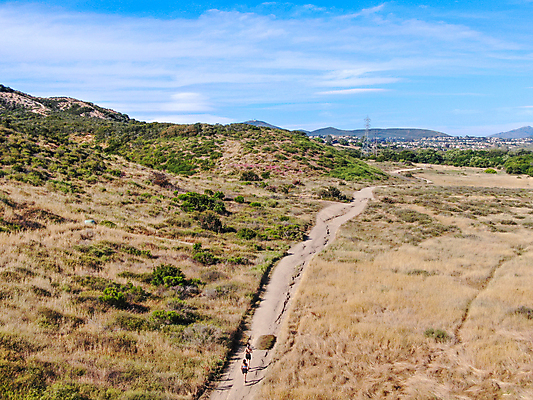 포토 JPG 해외이미지 나무 길 모래 밭 가족 자국 자연 하늘 산 건조 사람 풍경 사람없음 초록색 컬러풀 운동 햇빛 노란색 골짜기 계곡 맑음 자전거 미국 고요 산책 폭포 하이킹 사막 시골 오솔길 땅 언덕 그림 캘리포니아 장면 방법 하이커 해외포토 식물 컬러 여행 북아메리카 농업 관계 레저 날씨 휴식 건강 태양 바이크 생태계 파일형식 이미지허브