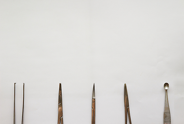 포토 JPG 해외이미지 직업 백그라운드 곡선 건강 치과 병원 사람없음 치료 파란색 세트 약 우주 금속 장비 환자 의사 흰색 기구 도구 공구 수술 치아 정상 모험가 치과의사 핀셋 외과 돌봄 백신 보유 위생관리 철강 치아교정 해외포토 선 컬러 의학 모션 재질 관리 의료진 소화기관 교정 파일형식 이미지허브